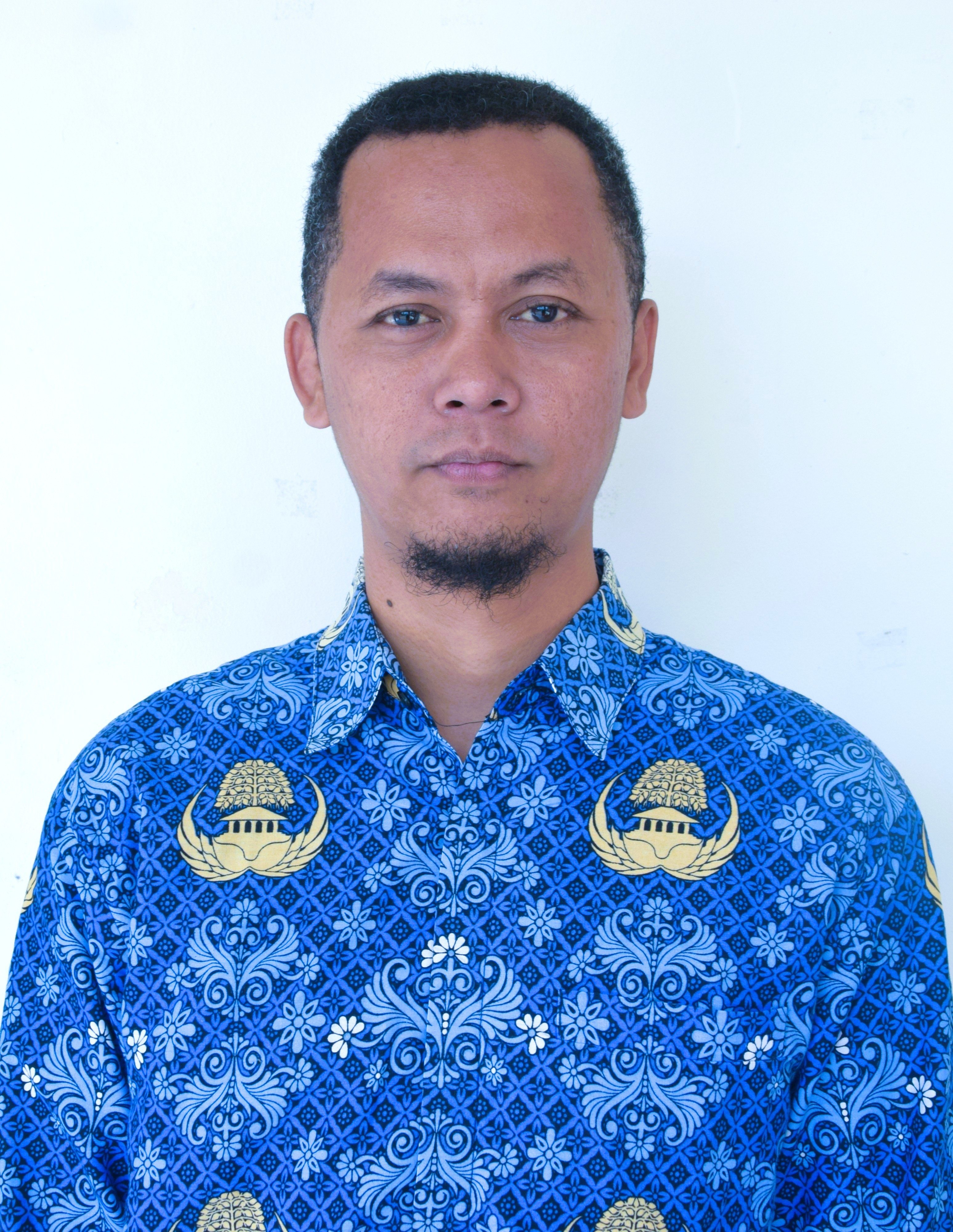 Foto BURHANNUDIN MAULANA - Kepala Urusan Perencanaan Desa Parapatan