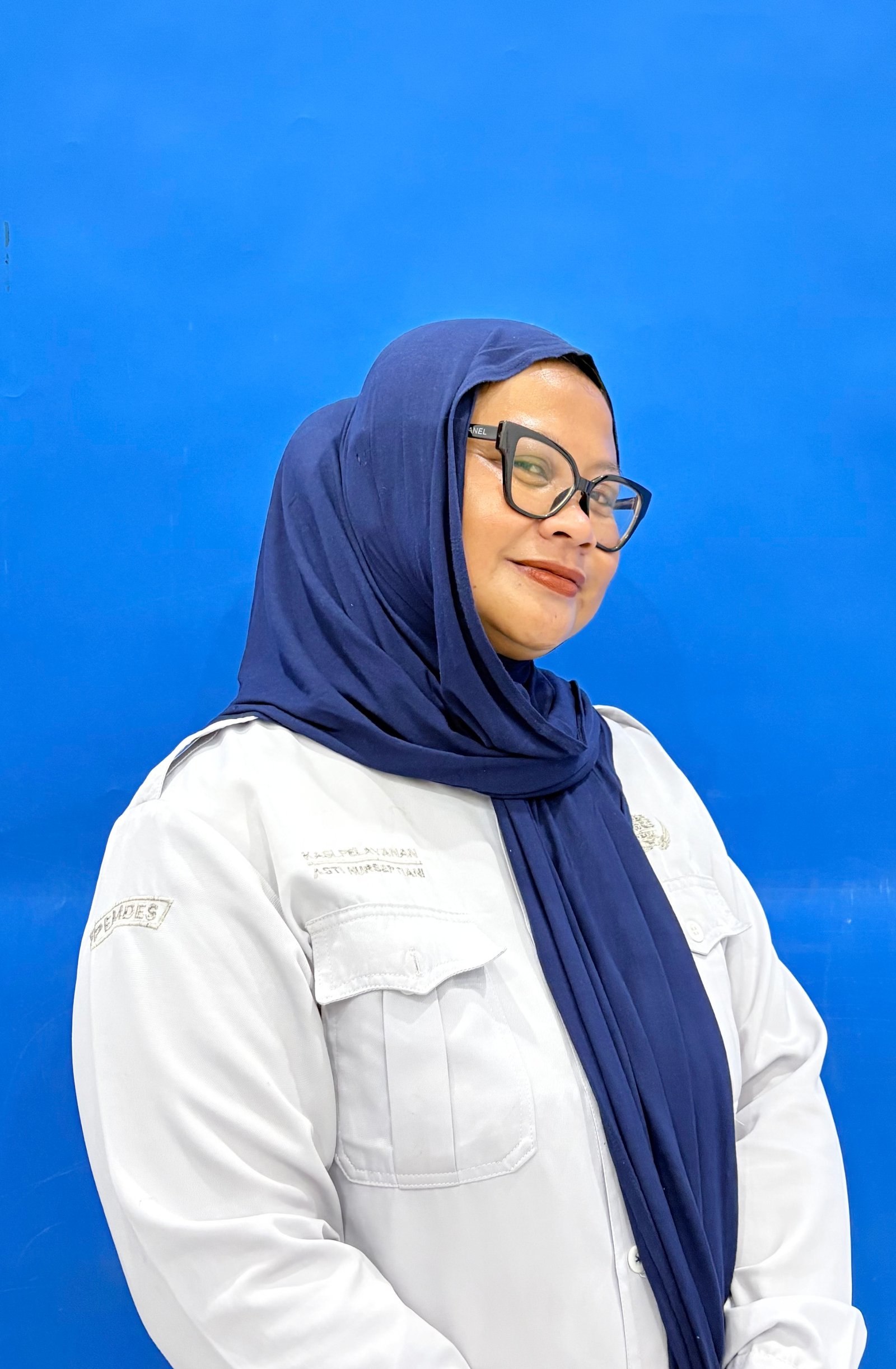 Foto ASTI NURSEPTIANI - Kepala Seksi Pelayanan Desa Parapatan